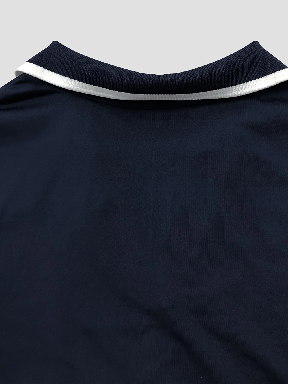 Breathable Navy Long-Sleeve Golf Polo in Stretch Knit Fabric