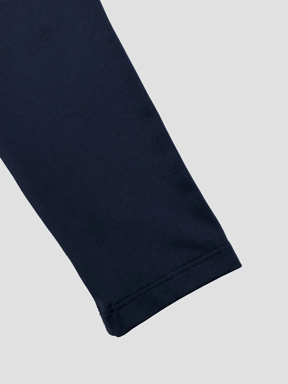 Breathable Navy Long-Sleeve Golf Polo in Stretch Knit Fabric