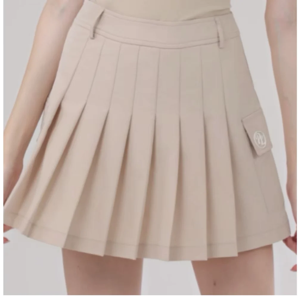 Contrast-Trim Short-Sleeve Golf Polo and Flared Skirt