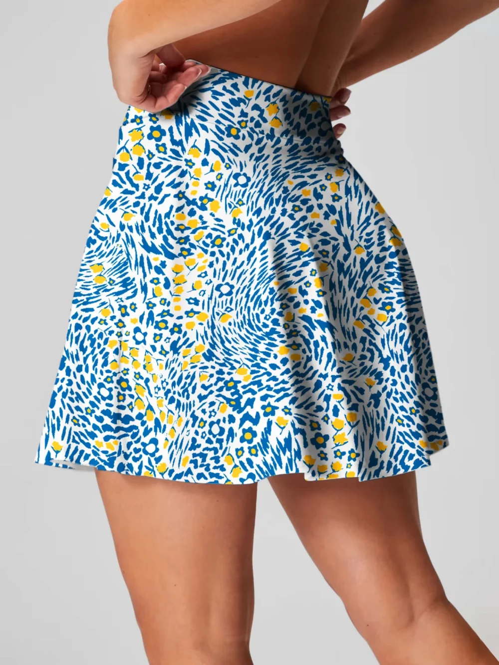 Leaf Print High-Waisted Golf Skort with Built-In Shorts and Pockets