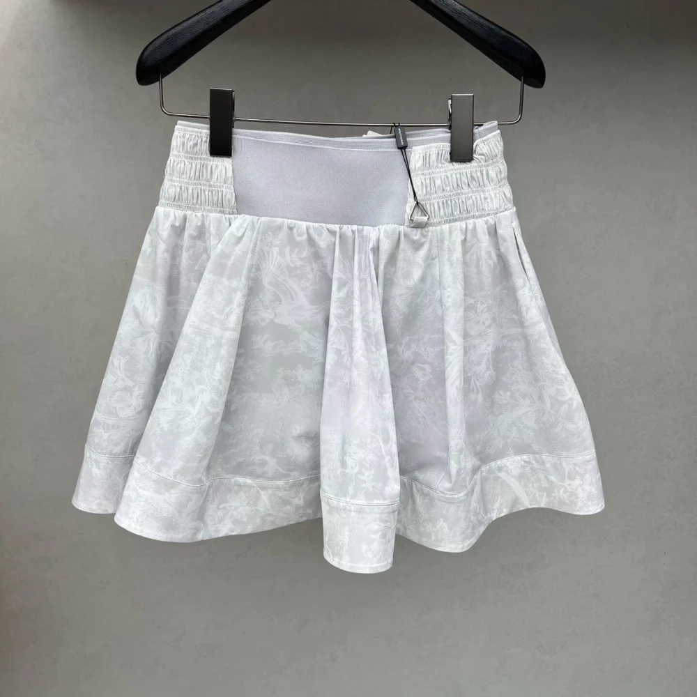 Printed Umbrella-Hem Golf Skort with Built-In Lining