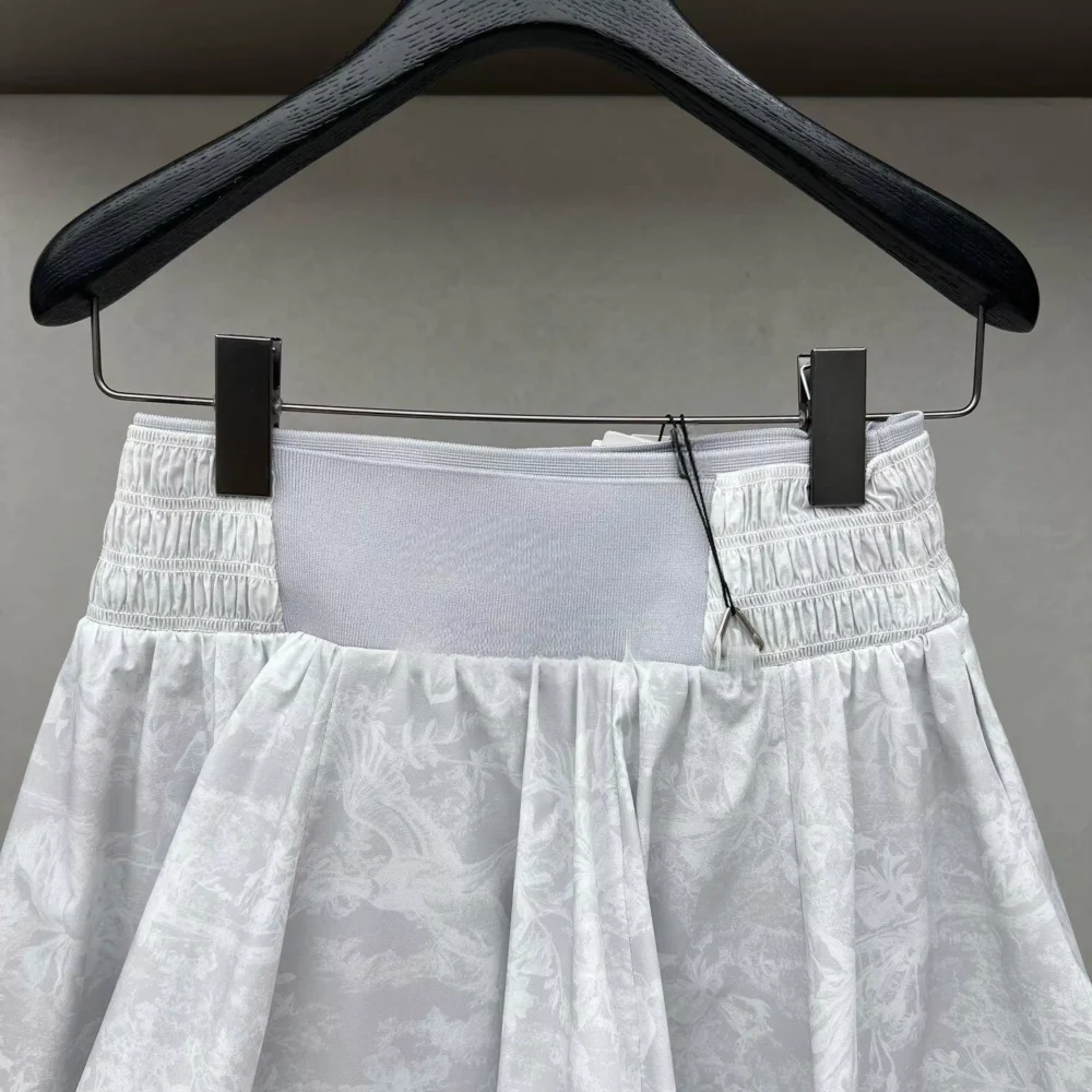 Printed Umbrella-Hem Golf Skort with Built-In Lining